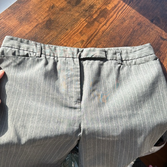 Vanheusen Women’s dress pants - Picture 4 of 5